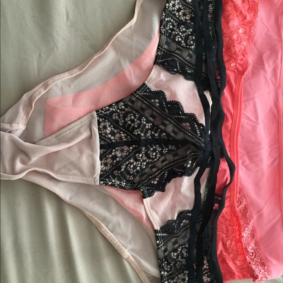 Knotty Knickers - Picture 2 of 10